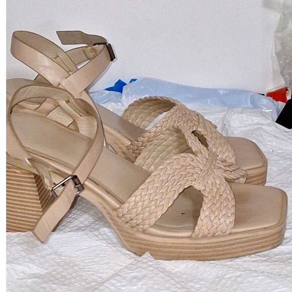 Torrid Chunky Block Heeled Sandals Beachy Boho Padded Strappy Trendy Size 11W - Picture 10 of 13